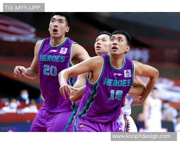 捷克与黑山激战正酣双方争夺胜利的精彩瞬间回顾