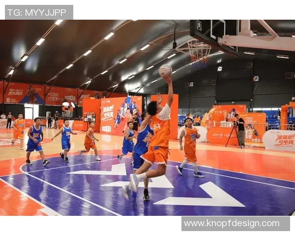 扎克拉文的篮球之路：从天赋少年到NBA明星的蜕变与坚持