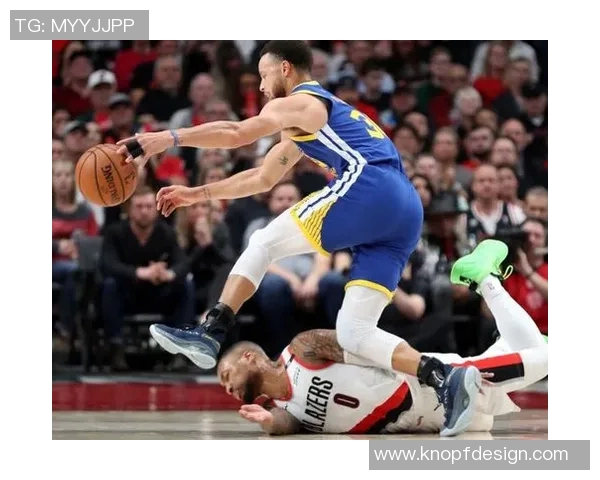 火箭队与雷霆队第二场激战回顾球员表现与战术分析全景呈现