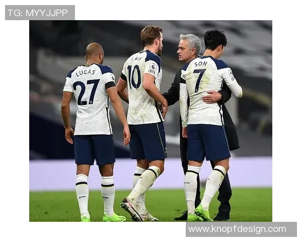 2018年热刺与曼联激战回顾：英超巅峰对决的精彩瞬间与战术分析